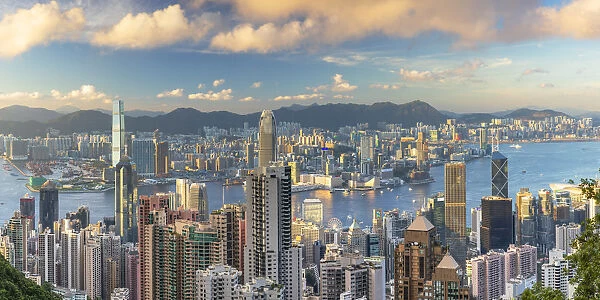 Skyline of Hong Kong Island and Kowloon, Hong Kong