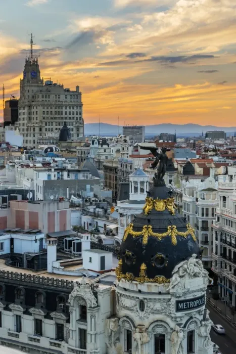 Framed Print : Skyline with Metropolis building and Gran Via street at sunset, Madrid, Comunidad de Madrid Framed Print : Skyline with Metropolis building and Gran Via street at sunset, Madrid, Comunidad de Madrid