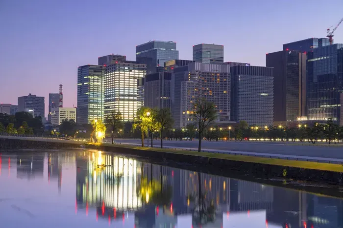 Framed Print : Skyscrapers of Marunouchi and moat of Imperial Palace at dawn, Tokyo, Japan Framed Print : Skyscrapers of Marunouchi and moat of Imperial Palace at dawn, Tokyo, Japan