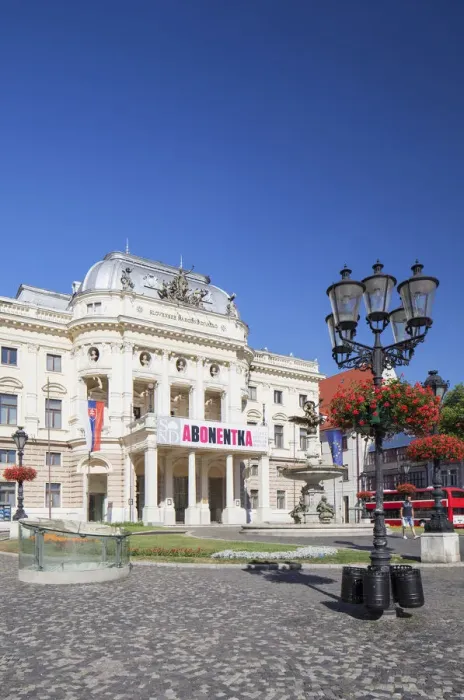 Framed Print : Slovak National Theatre, Bratislava, Slovakia