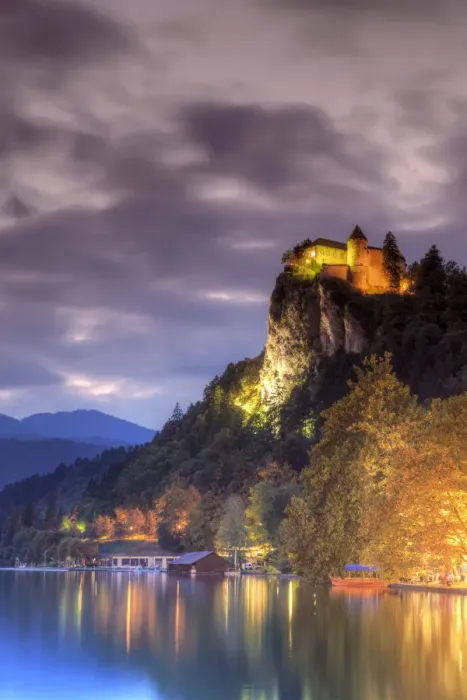 Framed Print : Slovenia, Bled, Lake Bled and Castle Framed Print : Slovenia, Bled, Lake Bled and Castle
