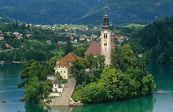 Slovenia, Gorenjska (aka Upper Carniola), Bled. Cradled by hills and mountains