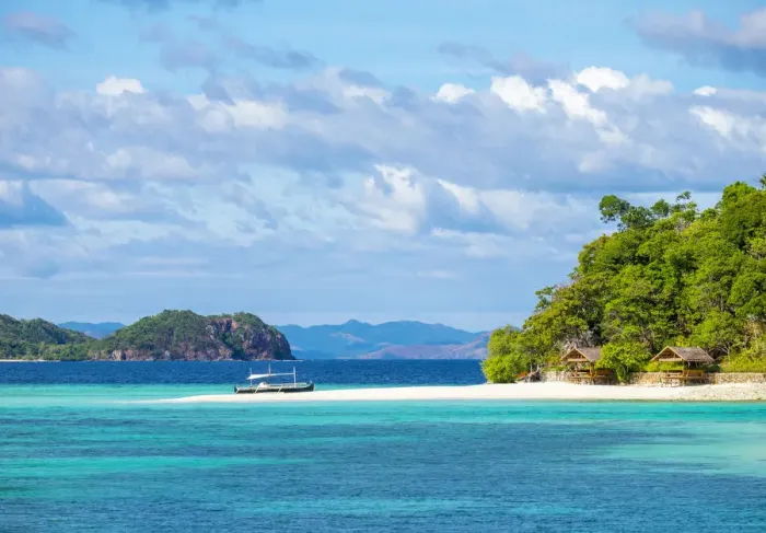 Framed Print : Small boat on the beach at Malacory Island, Coron, Palawan, Philippines Framed Print : Small boat on the beach at Malacory Island, Coron, Palawan, Philippines
