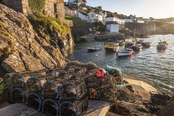 Framed Print : The small harbor at Coverack, Lizard Peninsula, Cornwall, England Framed Print : The small harbor at Coverack, Lizard Peninsula, Cornwall, England