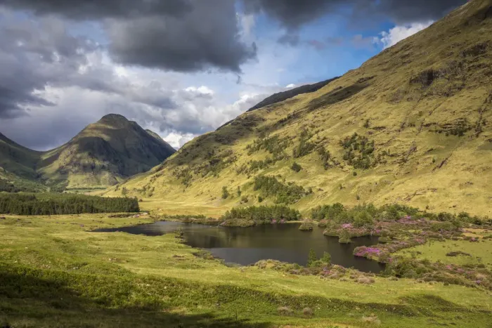 Framed Print : Small lake Lochan Urr in Glen Etive, Highlands, Scotland, Great Britain Framed Print : Small lake Lochan Urr in Glen Etive, Highlands, Scotland, Great Britain