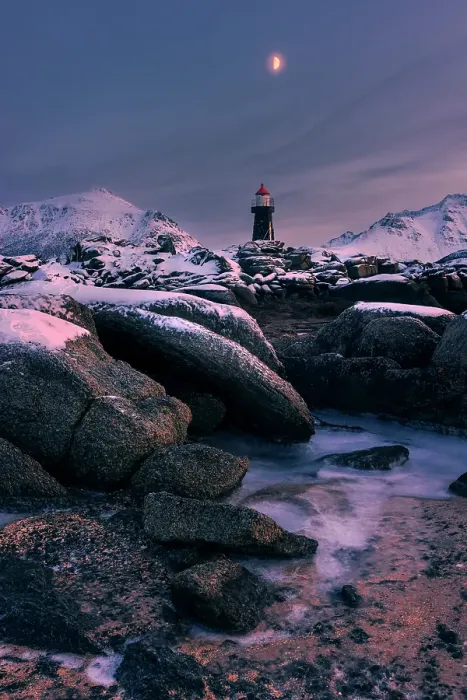 Framed Print : A small lighthouse near Lekness in Lofoten islands, Norway Framed Print : A small lighthouse near Lekness in Lofoten islands, Norway