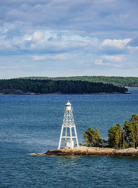 Small lighthouse at the waterway to Turku, Finland