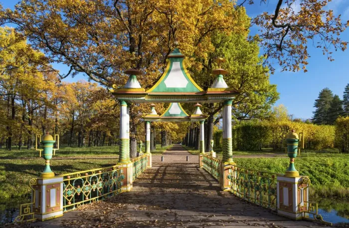Framed Print : Small (Minor) Chinese Bridge in Alexander Park, Pushkin (Tsarskoye Selo), near St Framed Print : Small (Minor) Chinese Bridge in Alexander Park, Pushkin (Tsarskoye Selo), near St