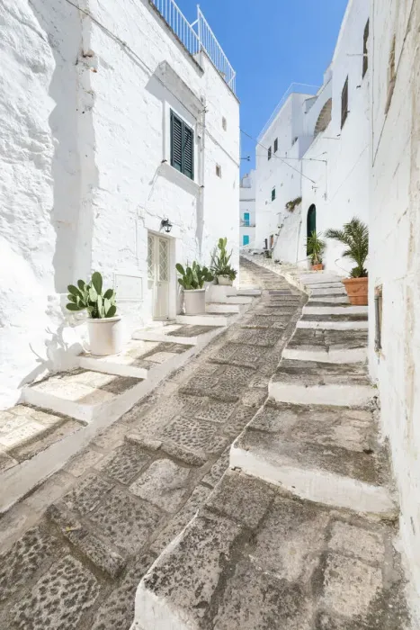 Framed Print : Small street in the white village of Ostuni (province of Brindisi, Salento, Apulia) Framed Print : Small street in the white village of Ostuni (province of Brindisi, Salento, Apulia)