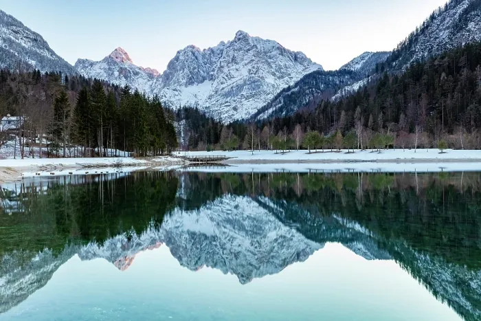 Framed Print : Snow-covered Julian Alps reflecting in Lake Jasna, near Kranjska Gora, Slovenia Framed Print : Snow-covered Julian Alps reflecting in Lake Jasna, near Kranjska Gora, Slovenia