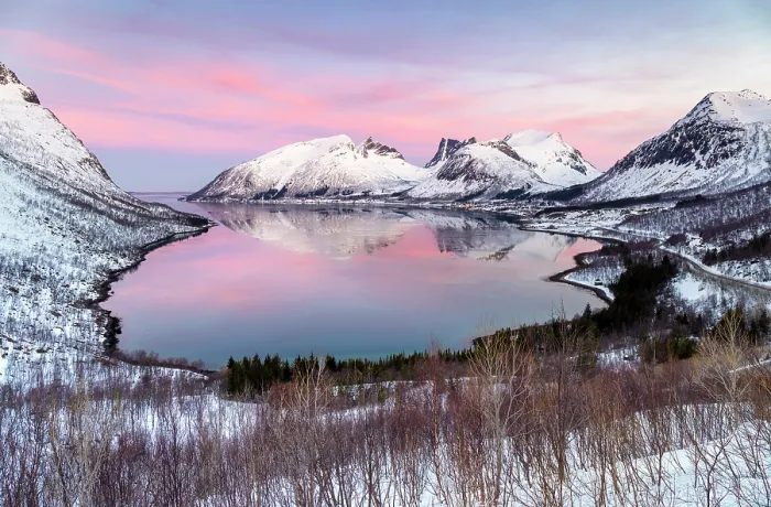 Framed Print : Snow-covered mountains reflecting in Bergsfjord from theBergsbotn viewpoint, Senja, Troms county, Norway