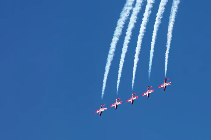 Framed Print : The Snowbirds, 431 Air Demonstration Squadron, Royal Canadian Air Force, flying over the Bay Area during Fleet Week, San Francisco, Califonria, USA Framed Print : The Snowbirds, 431 Air Demonstration Squadron, Royal Canadian Air Force, flying over the Bay Area during Fleet Week, San Francisco, Califonria, USA