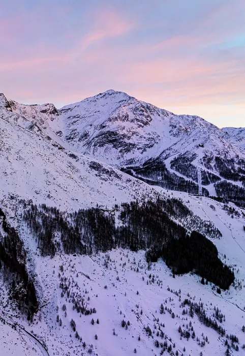 Framed Print : Snowcapped mountains, Madesimo, Valle Spluga, Valchiavenna, Sondrio province, Lombardy, Italy Framed Print : Snowcapped mountains, Madesimo, Valle Spluga, Valchiavenna, Sondrio province, Lombardy, Italy
