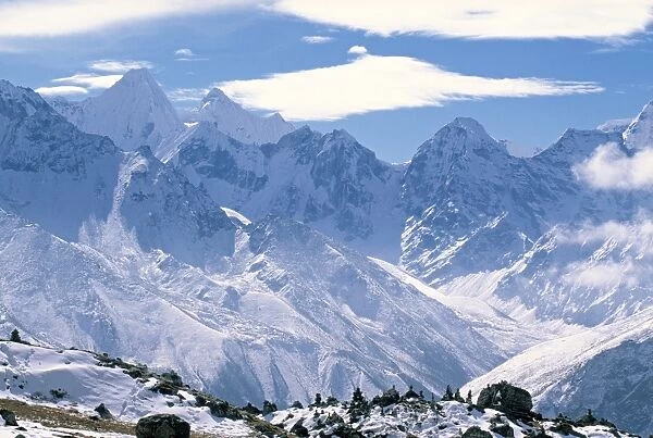 Snowy Peaks, Khumbu Valley, Sagamartha NP, Nepal