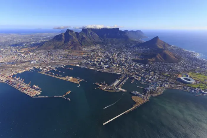 Framed Print : South Africa, Western Cape, Cape Town, Aerial View of Cape Town and Table Mountain Framed Print : South Africa, Western Cape, Cape Town, Aerial View of Cape Town and Table Mountain