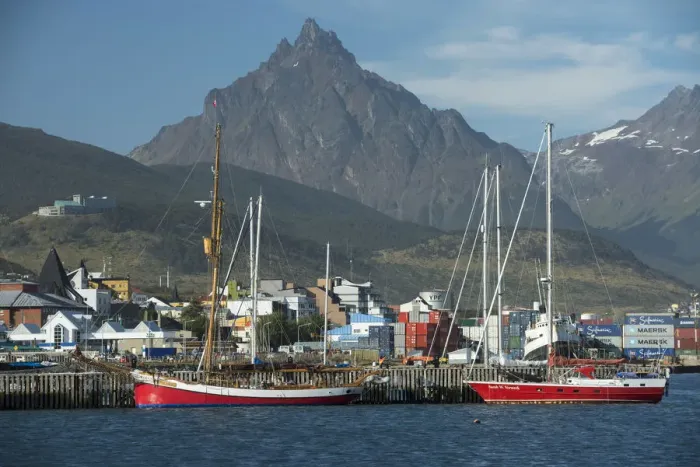 Framed Print : South America, Argentina, Tierra del Fuego, Harbour at Ushuaia Framed Print : South America, Argentina, Tierra del Fuego, Harbour at Ushuaia