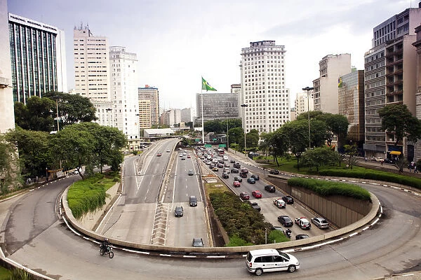 South America, Brazil, Sao Paulo, view of Avenida 23 de Maio from the Viaduto do Cha