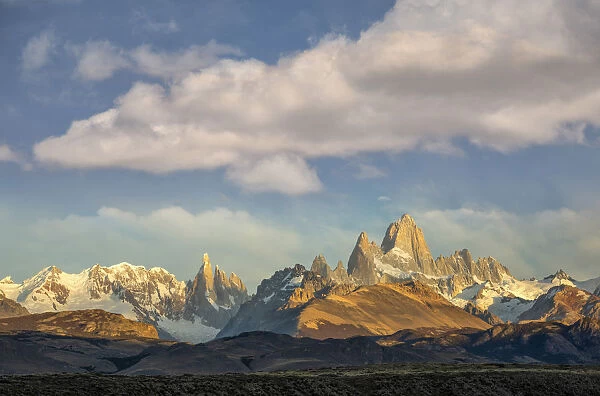 South America, Patagonia, Argentina, Los Glaciares National Park, Mount Fitz Roy (m)