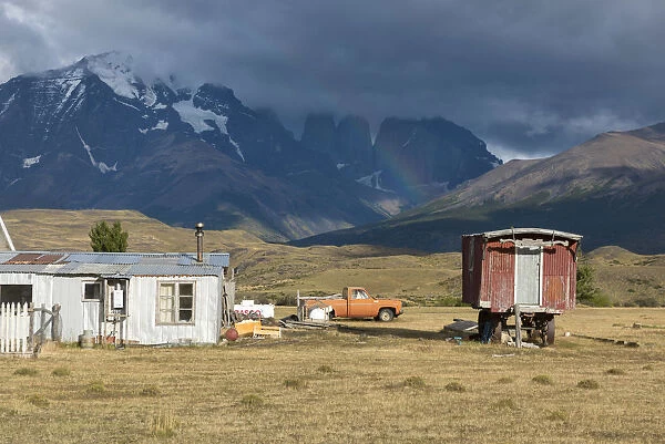 South America, Patagonia, Chile, Torres del Paine National Park, sheep station and Torres
