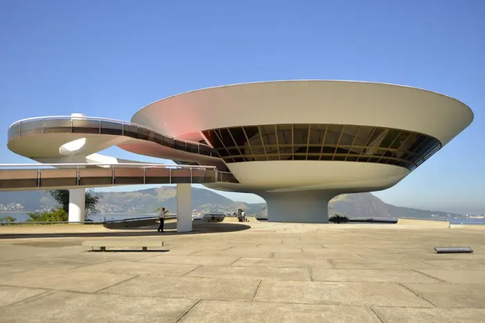Framed Print : South America, Rio de Janeiro, Niteroi, Oscar Niemeyers Contemporary Art Museum