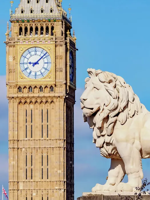 Framed Print : South Bank Lion and Big Ben, detailed view, London, England, United Kingdom
