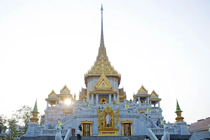 Framed Print : South East Asia, Thailand, Bangkok, Samphanthawong district, Chinatown, Wat Traimit