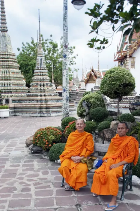 Framed Print : South East Asia, Thailand, Bangkok, Phra Nakhon district, monks at Wat Pho Framed Print : South East Asia, Thailand, Bangkok, Phra Nakhon district, monks at Wat Pho