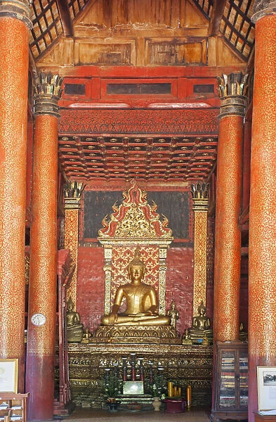South East Asia, Thailand, Lanna, Chiang Mai, Buddha image inside the Lanna style