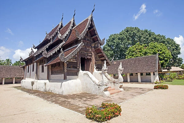South East Asia, Thailand, Lanna, Chiang Mai, Lanna style teakwood viharn at Wat Ton Kwen