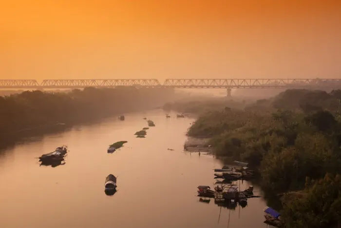 Framed Print : South East Asia, Vietnam, Hanoi, Red River, view from Long Bien Bridge
