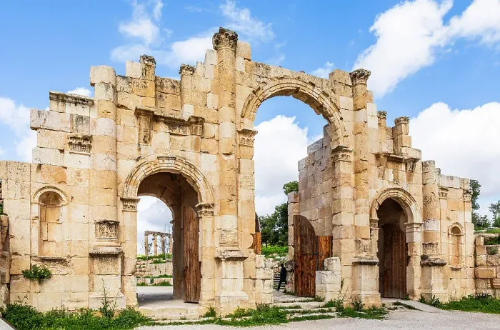 Framed Print : South Gate, Jerash, Jordan, Middle East, Asia Framed Print : South Gate, Jerash, Jordan, Middle East, Asia