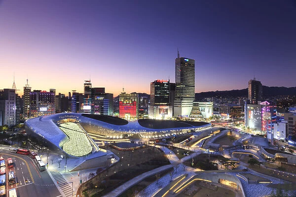 South Korea, Seoul, Dongdaemun Plaza and City Skyline