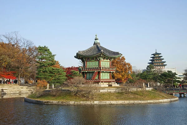 South Korea, Seoul, Gyeongbokgung Palace, Hyangwonjeong Pavilion