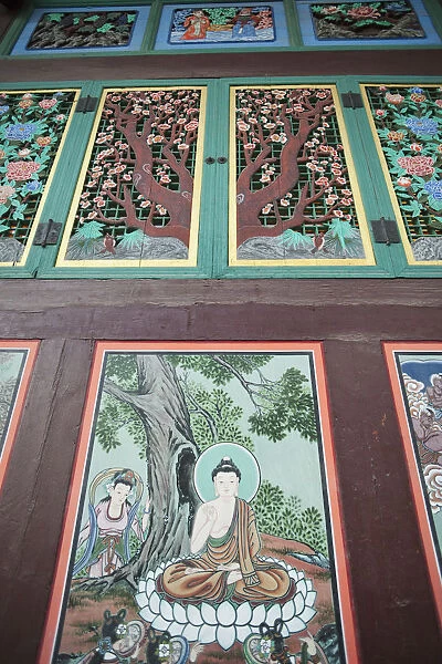 South Korea, Seoul, Jogyesa Temple, Daeungjeon or Hall of the Great Hero, Exterior