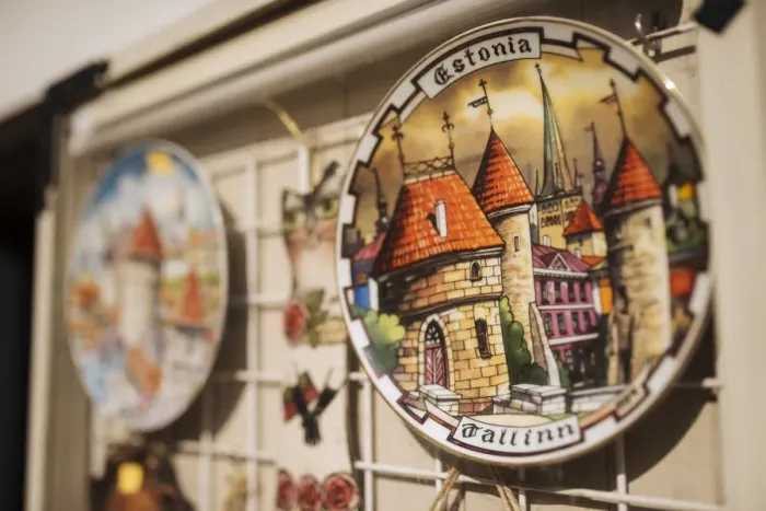 Framed Print : Souvenir plate for sale, Old Town, Tallinn, Estonia, Europe Framed Print : Souvenir plate for sale, Old Town, Tallinn, Estonia, Europe