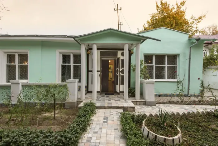 Framed Print : The soviet-era home of the uzbek writer Sergey Borodin. Tashkent, Uzbekistan