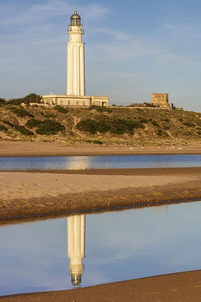 Spain, Andalusia, Mediterranean Sea, Costa de la Luz, Faro de Trafalgar lighthouse