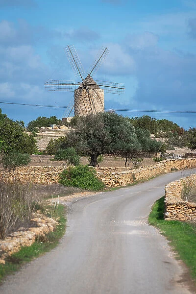 Spain, Balearic Islands, Formentera, Portossaler, D'en Jeroni Sa Miranda windmill on Cami de Dalt road