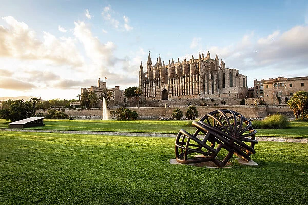 Spain, Balearic Islands, Mallorca, Palma de Mallorca, View of the Cathedral from the Park of the Sea