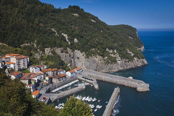 Spain, Basque Country Region, Vizcaya Province, Elantxobe, small town harbor