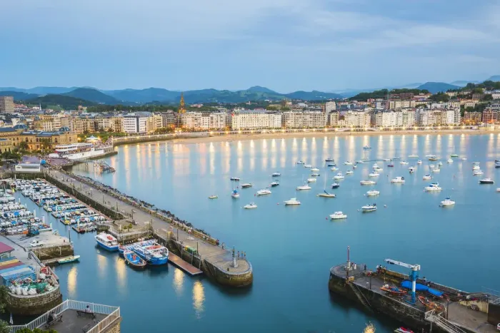 Framed Print : Spain, Basque Country, San Sebastian (Donostia)