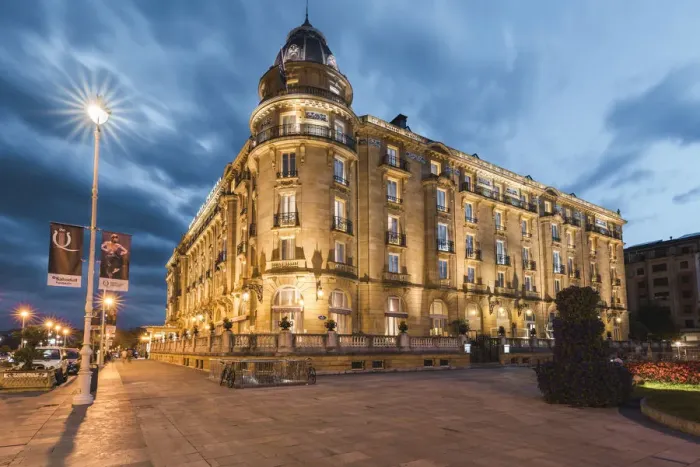 Framed Print : Spain, Basque Country, San Sebastian (Donostia). The luxury Maria Cristina Hotel at dusk Framed Print : Spain, Basque Country, San Sebastian (Donostia). The luxury Maria Cristina Hotel at dusk