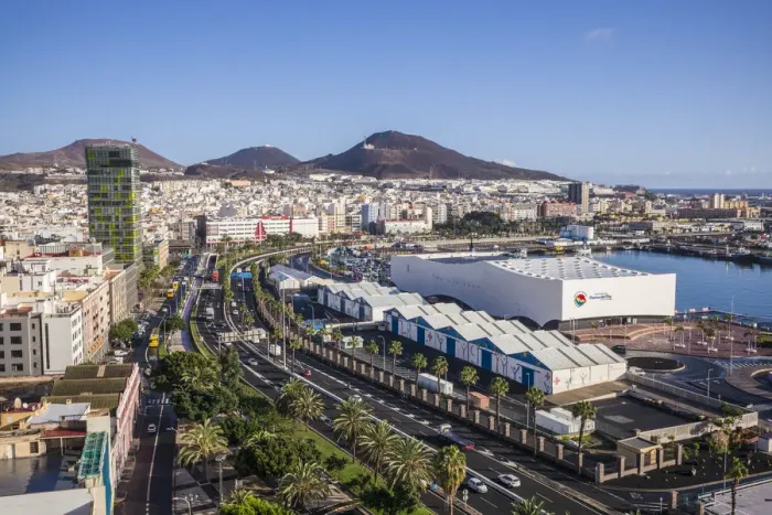 Framed Print : Spain, Canary Islands, Gran Canaria Island, Las Palmas de Gran Canaria, high angle Framed Print : Spain, Canary Islands, Gran Canaria Island, Las Palmas de Gran Canaria, high angle