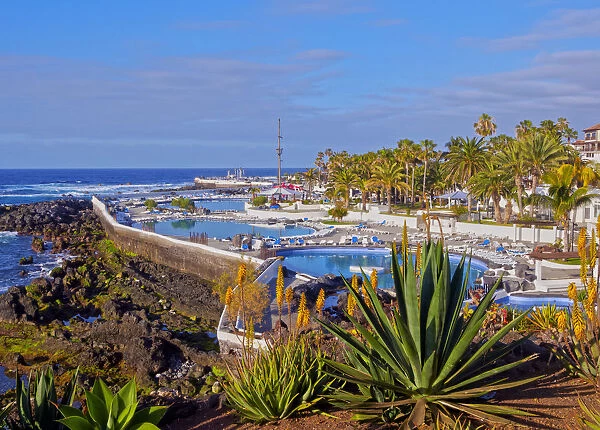 Spain, Canary Islands, Tenerife, Puerto de la Cruz, View of the Martianez Pools designed