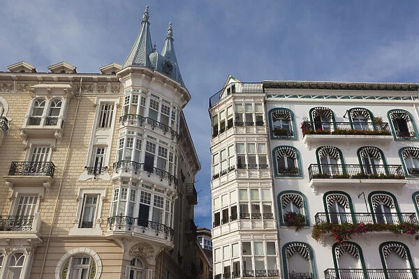 Spain, Cantabria Region, Cantabria Province, Castro-Urdiales, harborfront buildings