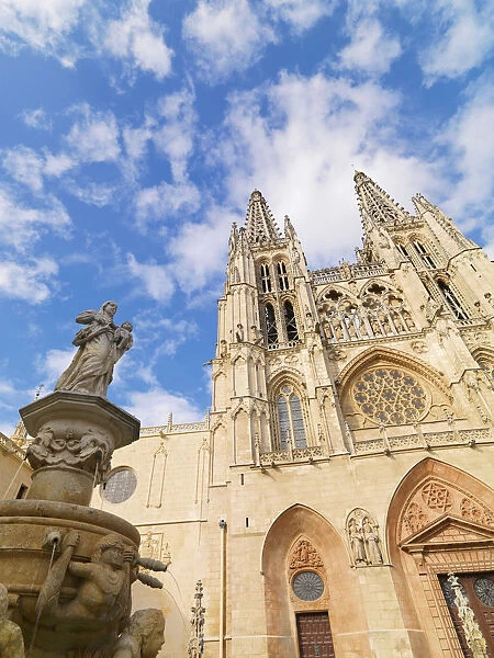 Spain, Castile and Leon, Burgos, Plaza de Santa Maria and Saint Mary of Burgos cathedral