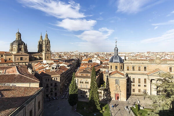 Spain, Castile and Leon, Salamanca, Plaza de Anaya, Panoramic view of the town centre from the terrace of the Cathedral