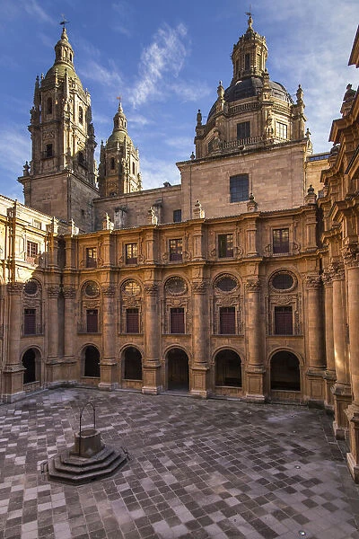 Spain, Castile and Leon, Salamanca, Pontifical University, The main cloister