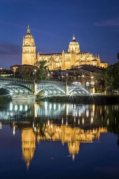 Spain, Castile and Leon, Salamanca, View of the Cathedral and of the Estevan Bridge from the Tormes river jetty