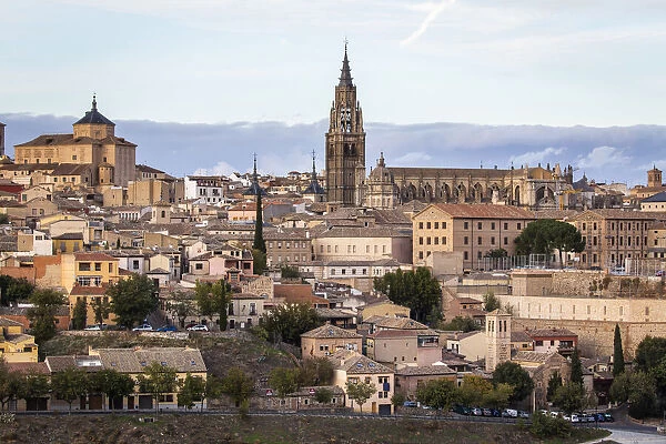 Spain, Castilla-La Mancaha, Toledo, View of old town from the '